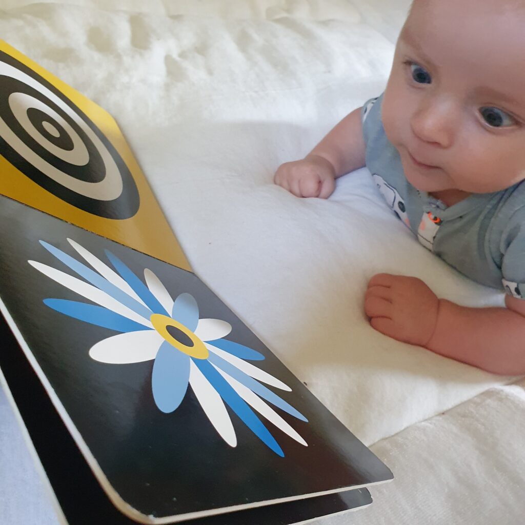 Kijkboekje ‘baby ziet’